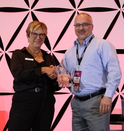 H2HS-Daniel-Receiving-Impact-Award-100522-768x813