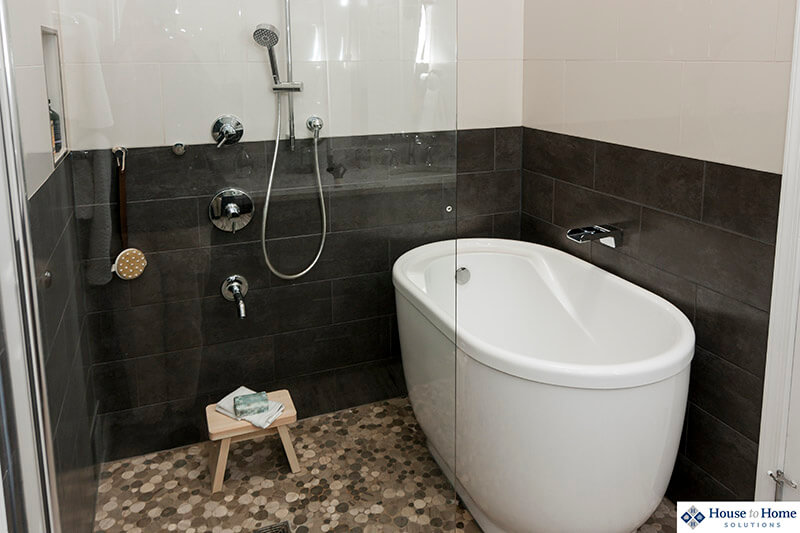 18DeFosse-Master-Bath-with-Logo-1